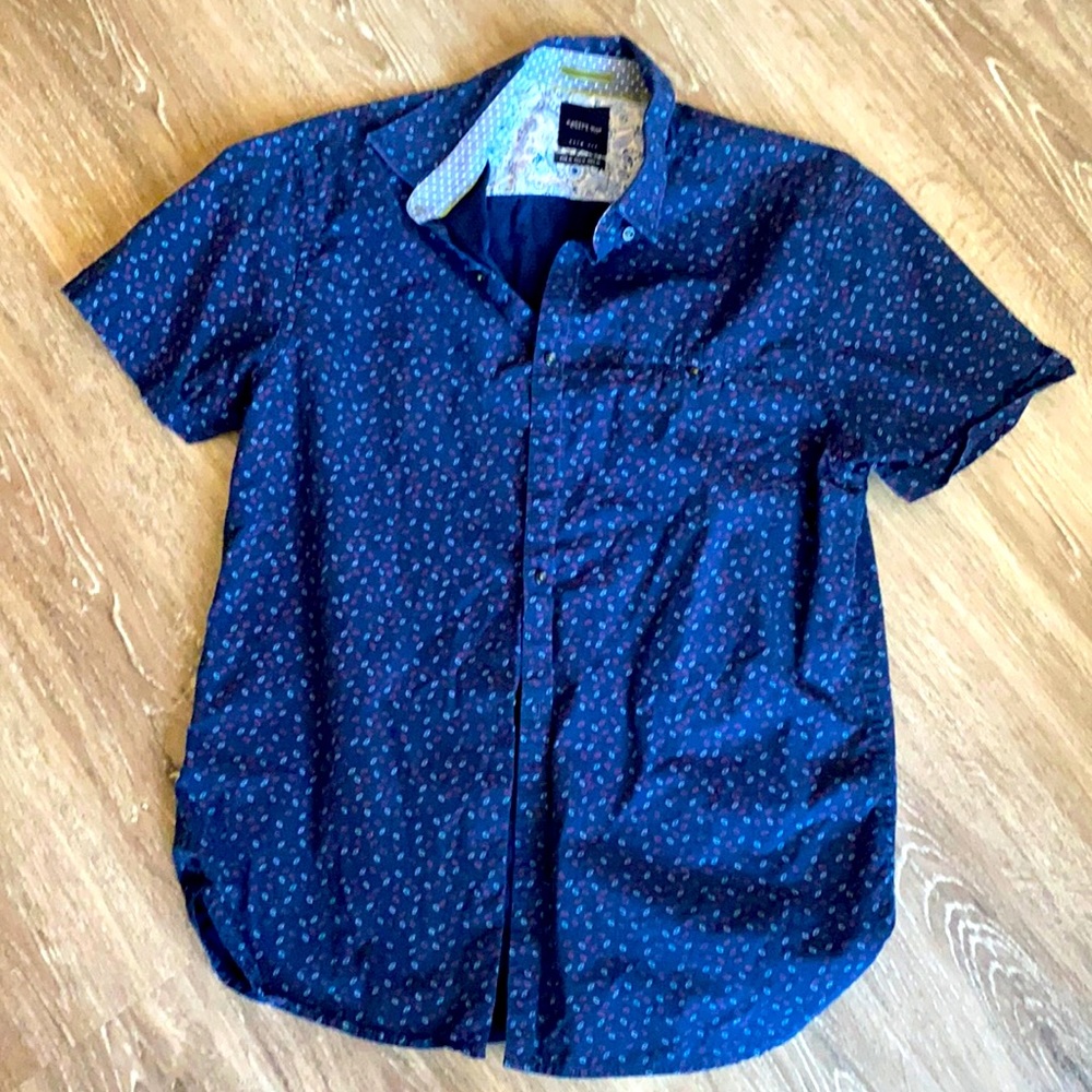 Cactus Man casual men’s button down shirt, size medium